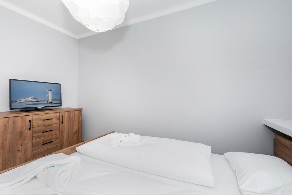 Spokojny Apartament Przy Parku Chopina By Noclegi Renters Świnoujście Extérieur photo